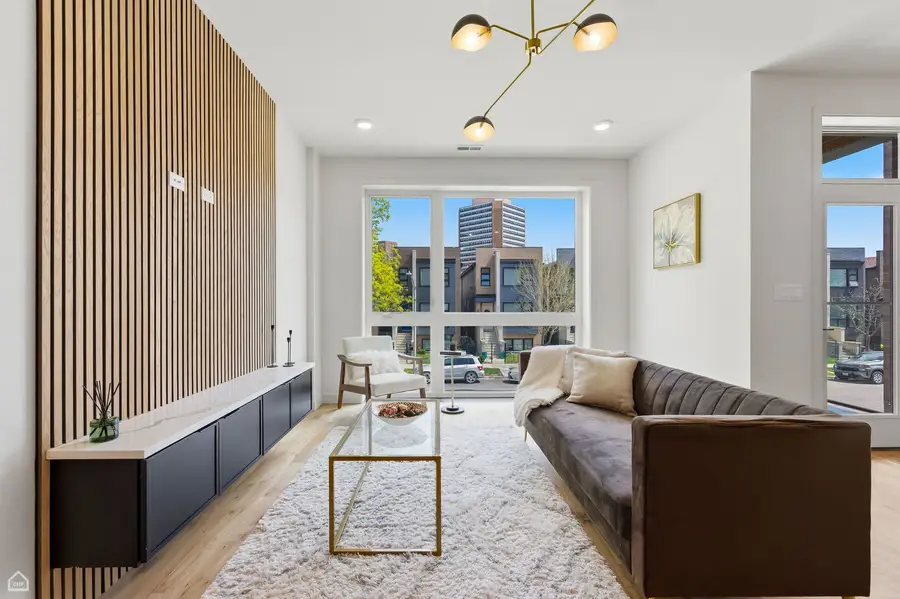 4132 S Calumet Avenue #301, Chicago, IL 60653 - #3