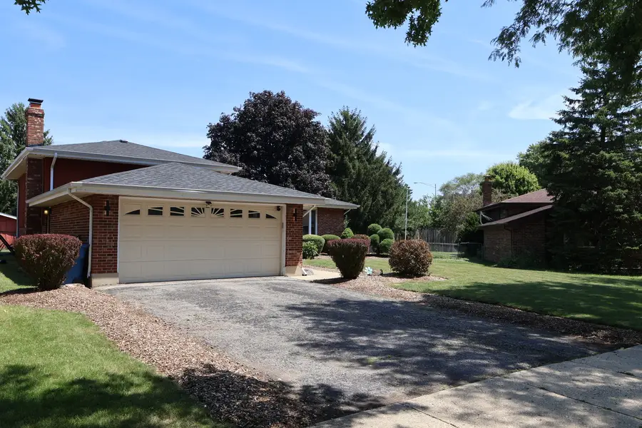 510 W Millns Court, Addison, IL 60101 - #2