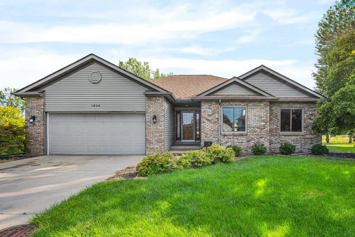 1904 Berkshire Gardens Cc Lane, Normal, IL 61761 - #1