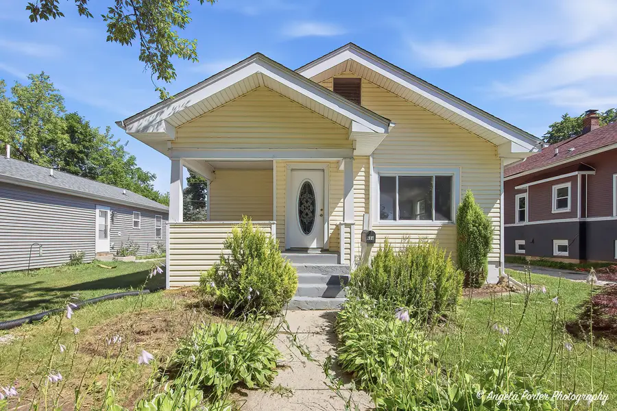 638 Myrtle Street N, Waukegan, IL 60085 - #2