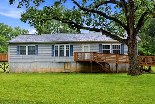 211 Bridge Street, Millington, IL 60537