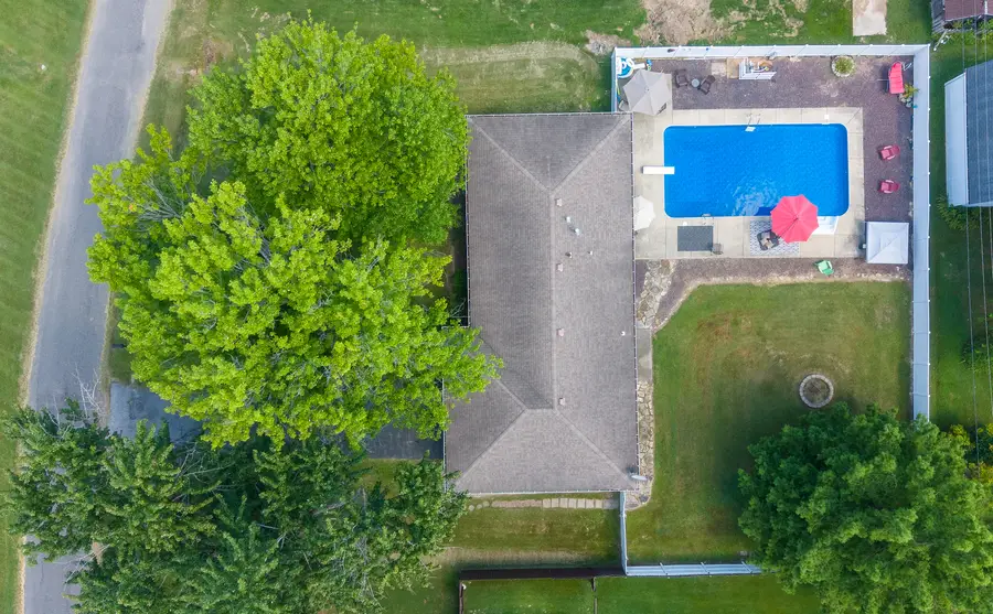 15 Lakedale Drive, Salem, IL 62881 - #3
