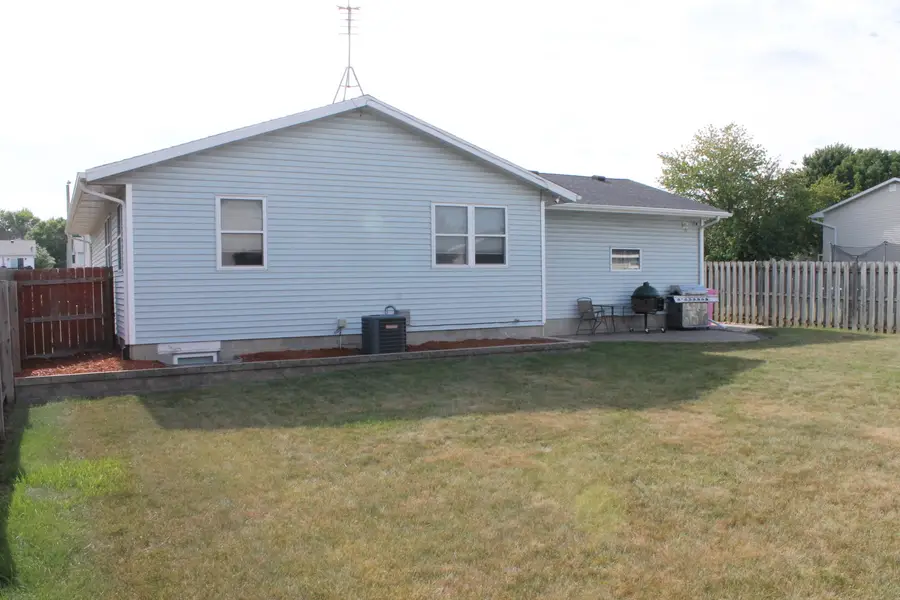 916 Birchwood Drive, Colona, IL 61241 - #3