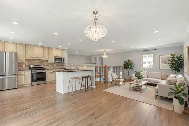 112 Lilac Lane, Buffalo Grove, IL 60089 - #2