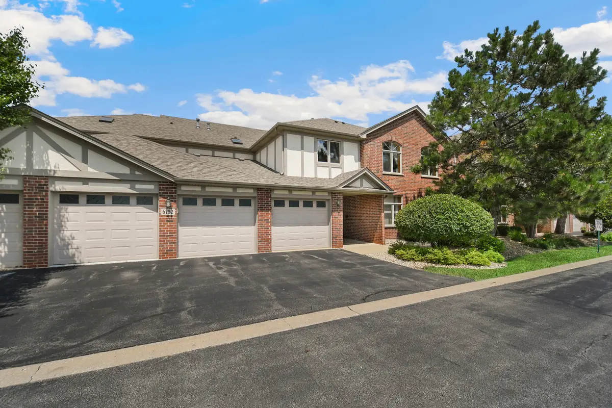 6252 Kallsen Drive #4, Tinley Park, IL 60477 - #1