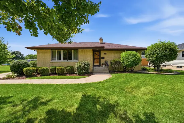 811 Magnolia Drive, Joliet, IL 60435