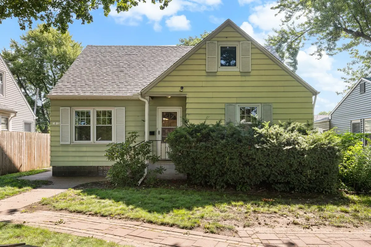 2013 36th Street, Rock Island, IL 61201 - #1