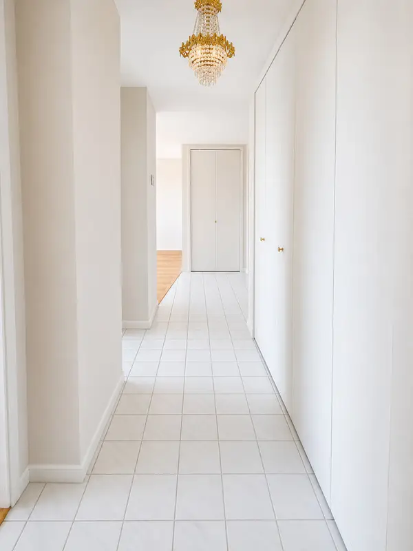 Address Withheld By Seller, Chicago, IL 60645