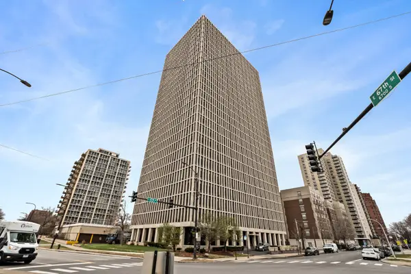 6700 S South Shore Drive #2J, Chicago, IL 60649