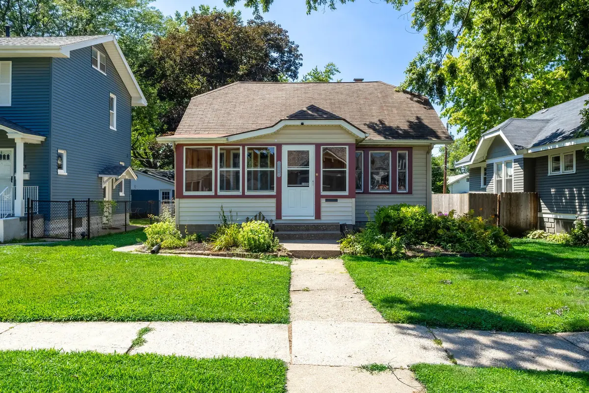2720 Tremont Avenue, Davenport, IA 52803 - #1