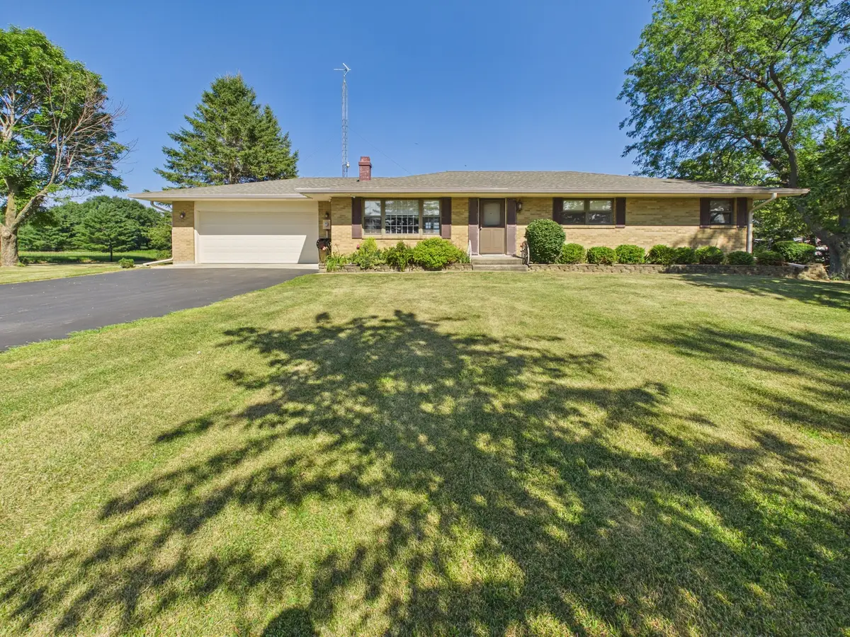 3862 Westfield Road, Winnebago, IL 61088 - #1