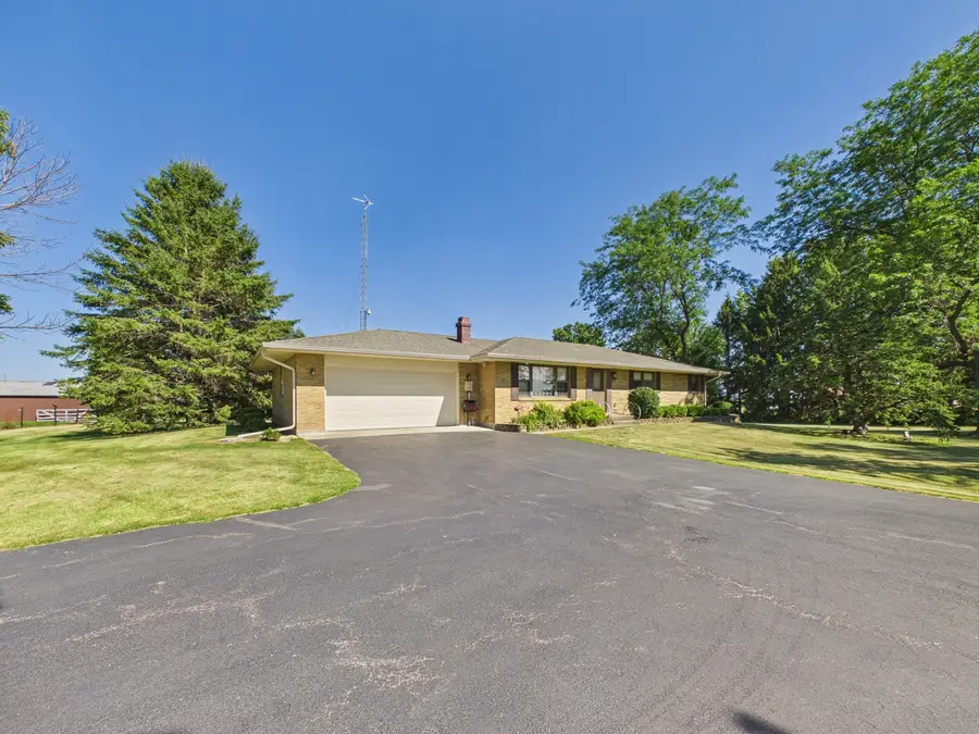 3862 Westfield Road, Winnebago, IL 61088 - #3