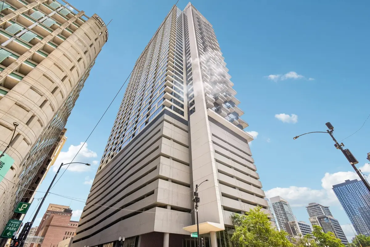 Address Withheld By Seller, Chicago, IL 60607 - #1