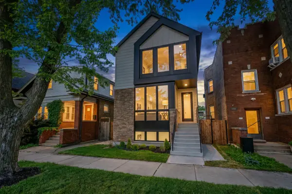 5747 N Maplewood Avenue, Chicago, IL 60659