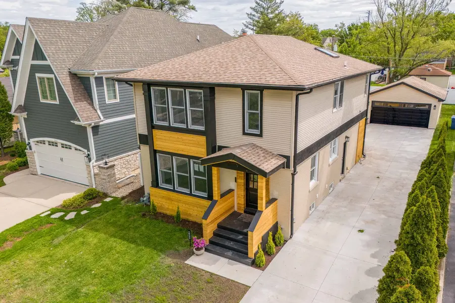 607 S Cedar Avenue, Elmhurst, IL 60126 - #2
