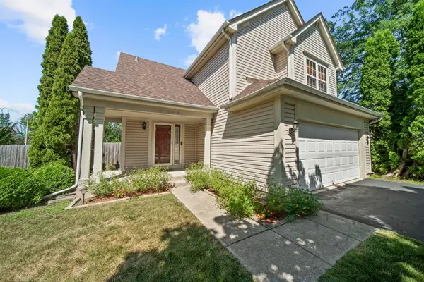 990 Pennwood Lane, Bolingbrook, IL 60440