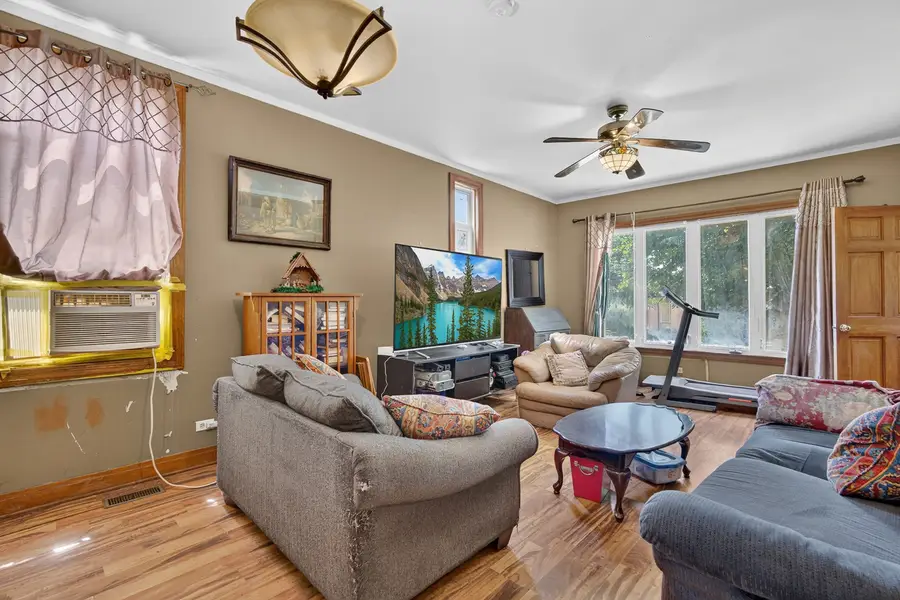 1335 Kenilworth Avenue, Berwyn, IL 60402 - #2