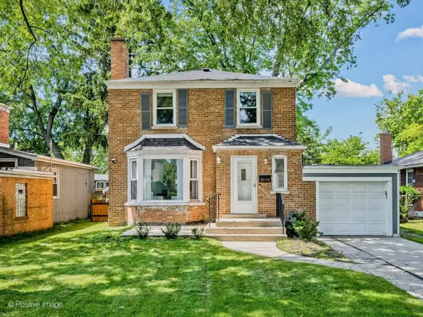 8646 Harms Road, Skokie, IL 60077