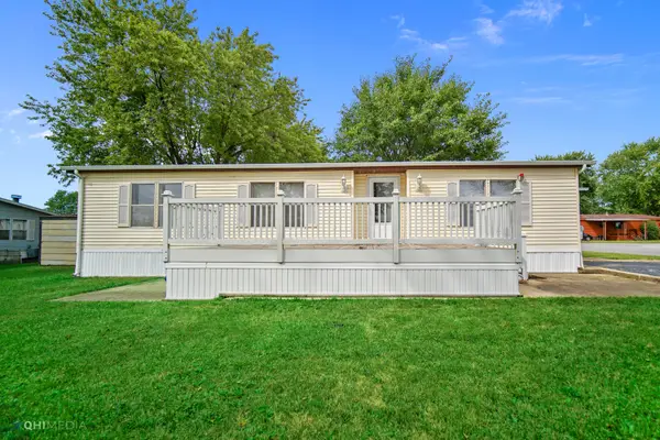 2 Berry Lane E, Bourbonnais, IL 60914