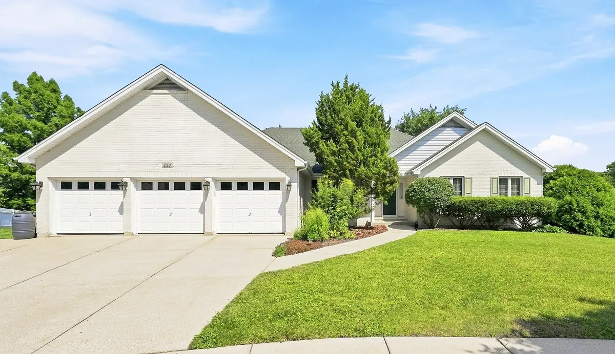 220 Rosewood Court, Westmont, IL 60559 - #1