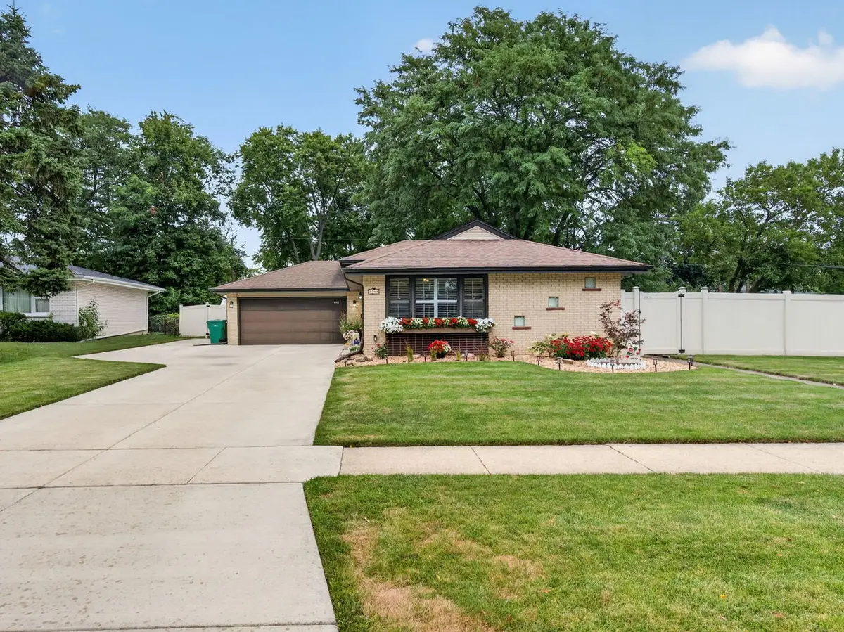 1043 Walter Street, Lemont, IL 60439 - #1