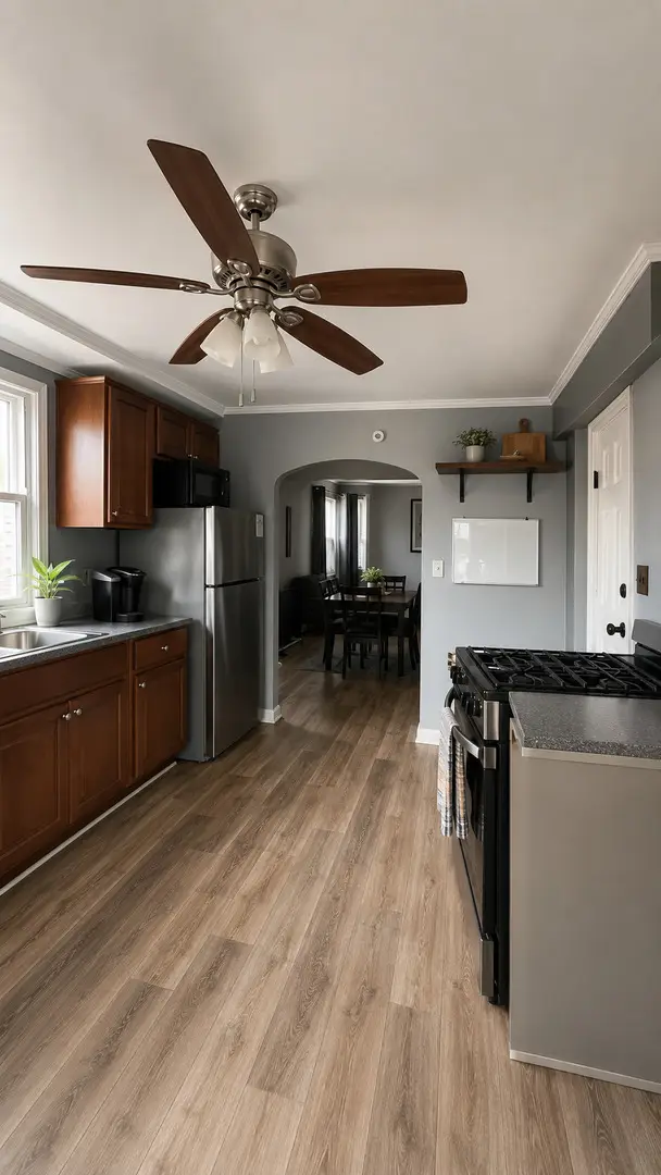 9211 S Clyde Avenue, Chicago, IL 60617 - #2