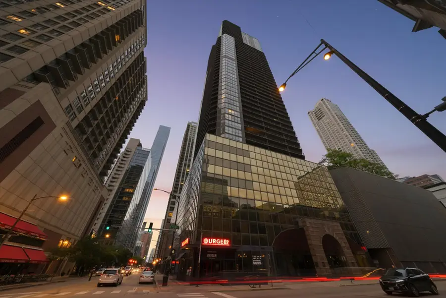 10 E Ontario Street #2003, Chicago, IL 60611 - #2