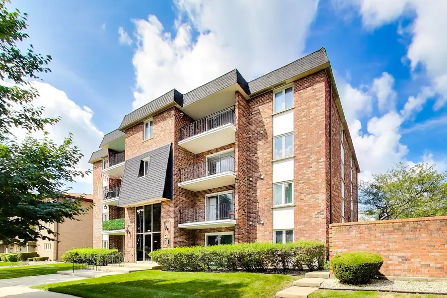 11012 S Kilpatrick Avenue #2NE, Oak Lawn, IL 60453 - #2