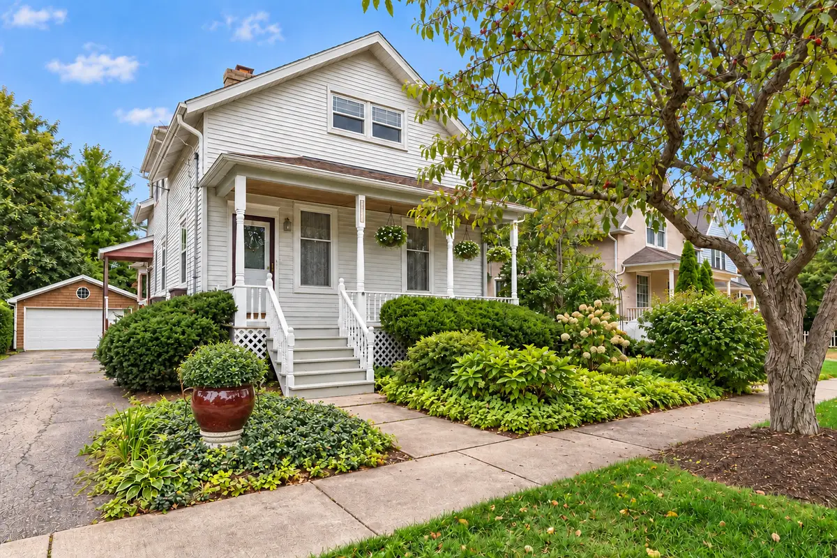 693 Cherry Avenue, Lake Forest, IL 60045 - #1