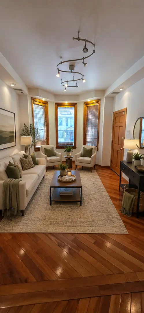 2423 N Lawndale Avenue, Chicago, IL 60647 - #3