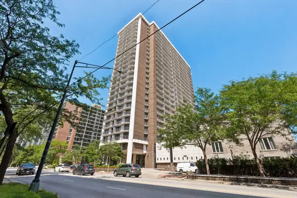 5855 N Sheridan Road #11j, Chicago, IL 60660