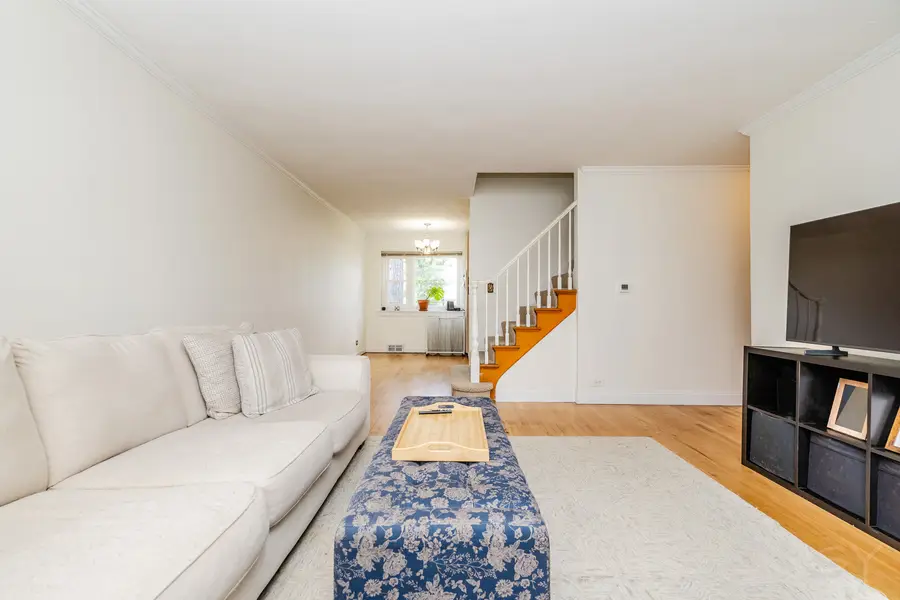 7535 Kenton Avenue, Skokie, IL 60076 - #3