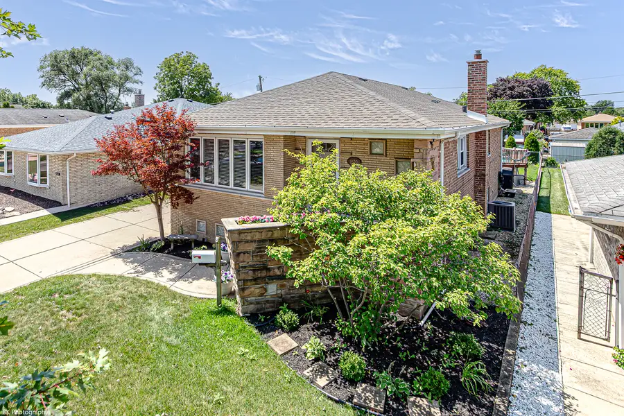 8120 Mayfiled Avenue, Burbank, IL 60459 - #3