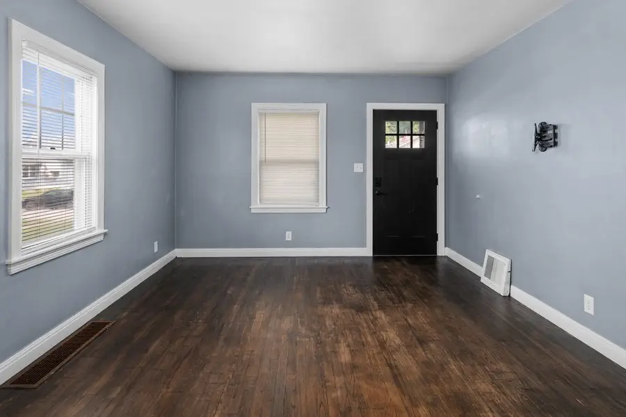 433 51st Street, Moline, IL 61265 - #3