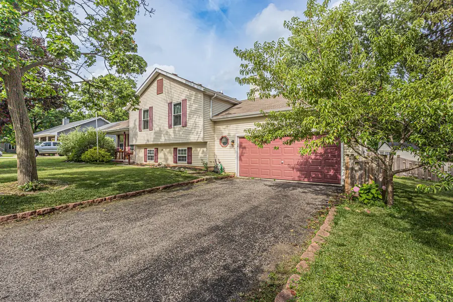611 Parkway Avenue, Antioch, IL 60002 - #2