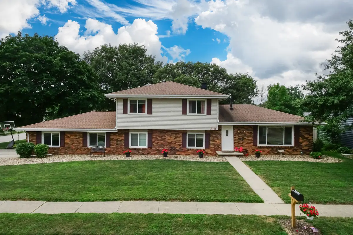 301 Garden Road, Normal, IL 61761 - #1