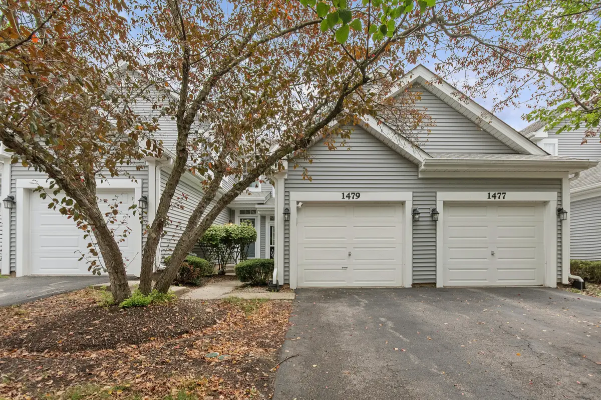 1479 Walnut Hill Avenue, Saint Charles, IL 60174 - #1