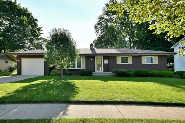 59 S Jane Drive, Elgin, IL 60123
