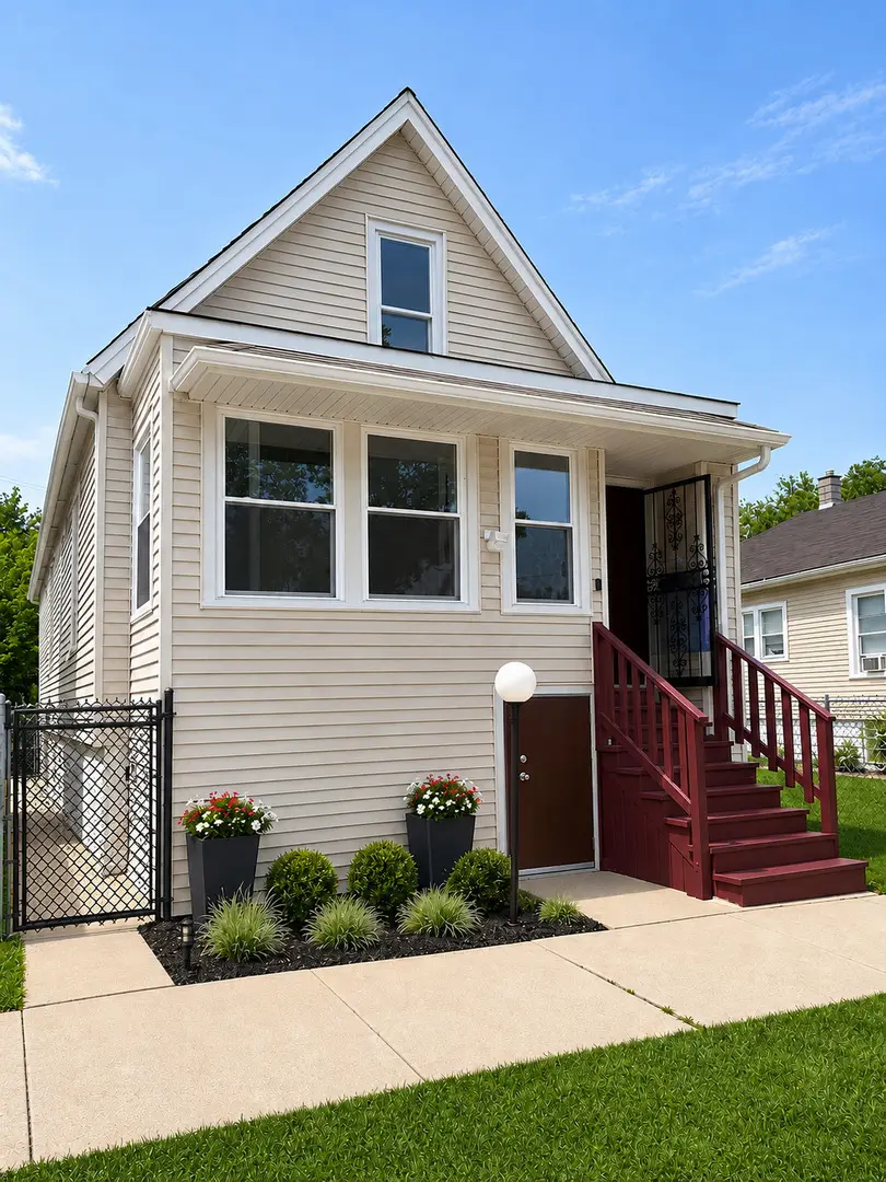 9236 S Blackstone Avenue, Chicago, IL 60619 - #1