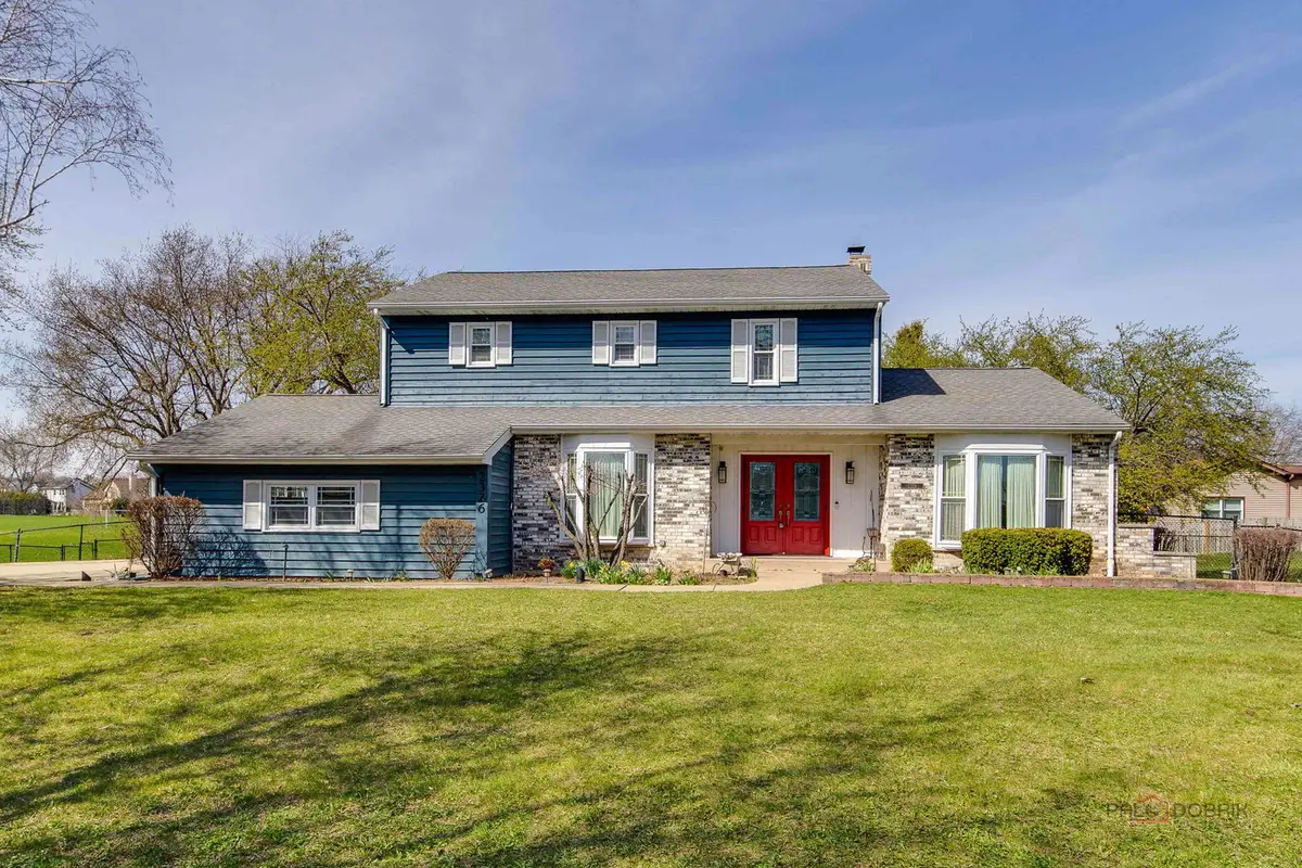 2326 W Weathersfield Way, Schaumburg, IL 60193 - #1