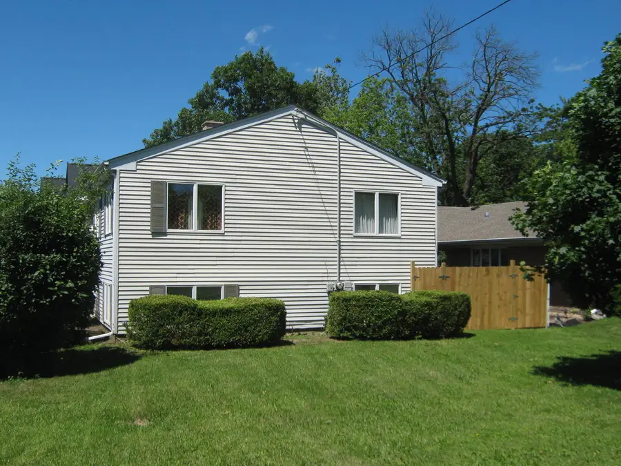 1007 Prairie Lawn Road, Glenview, IL 60025 - #3