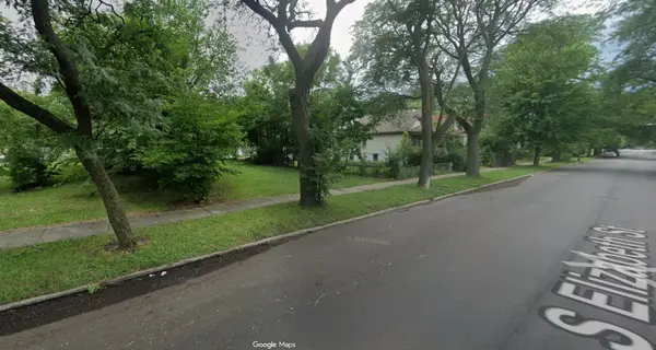 6952 S Elizabeth Street, Chicago, IL 60636