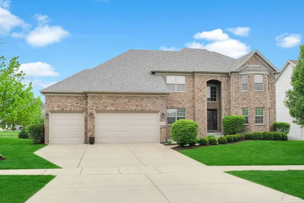 4231 Honey Locust Drive, Naperville, IL 60564