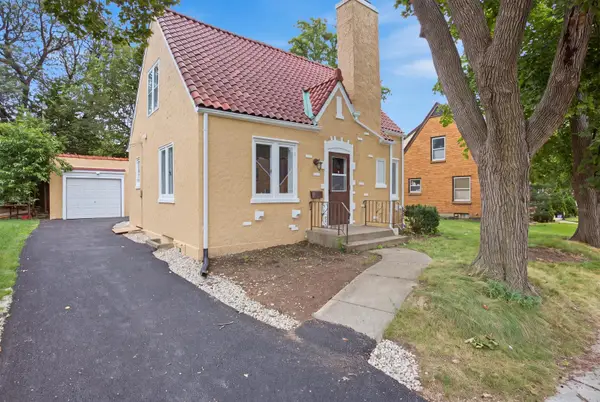 431 Bowen Court, Elgin, IL 60120