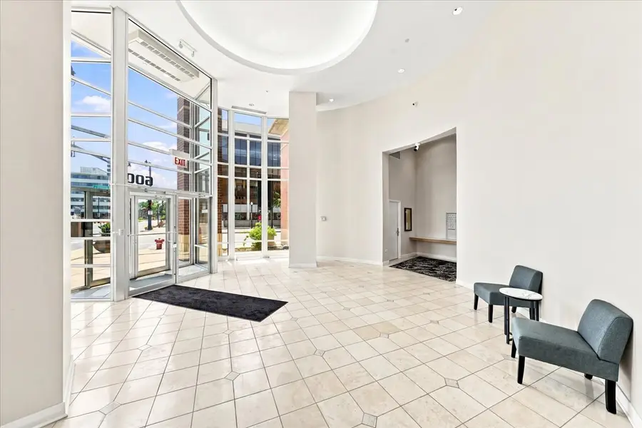 6000 N Cicero Avenue #515, Chicago, IL 60646 - #3