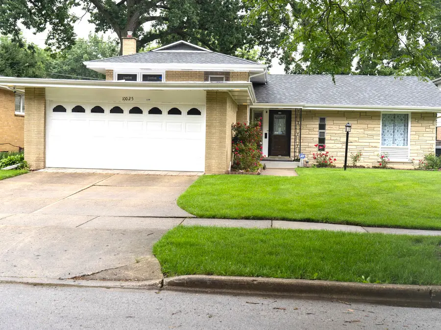 10025 Bronx Avenue, Skokie, IL 60077 - #2