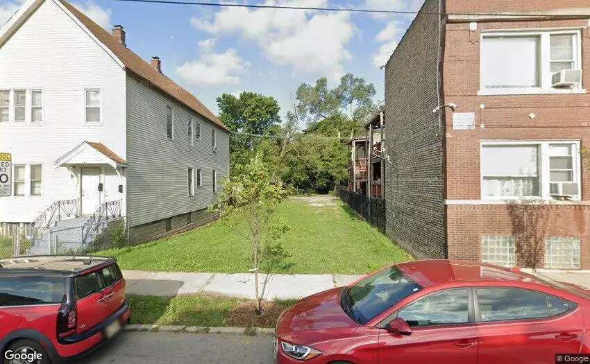 7004 S Racine Avenue, Chicago, IL 60636 - #1