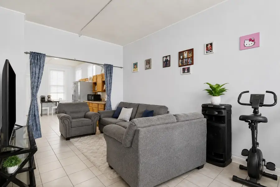 2639 S Trumbull Avenue, Chicago, IL 60623 - #3