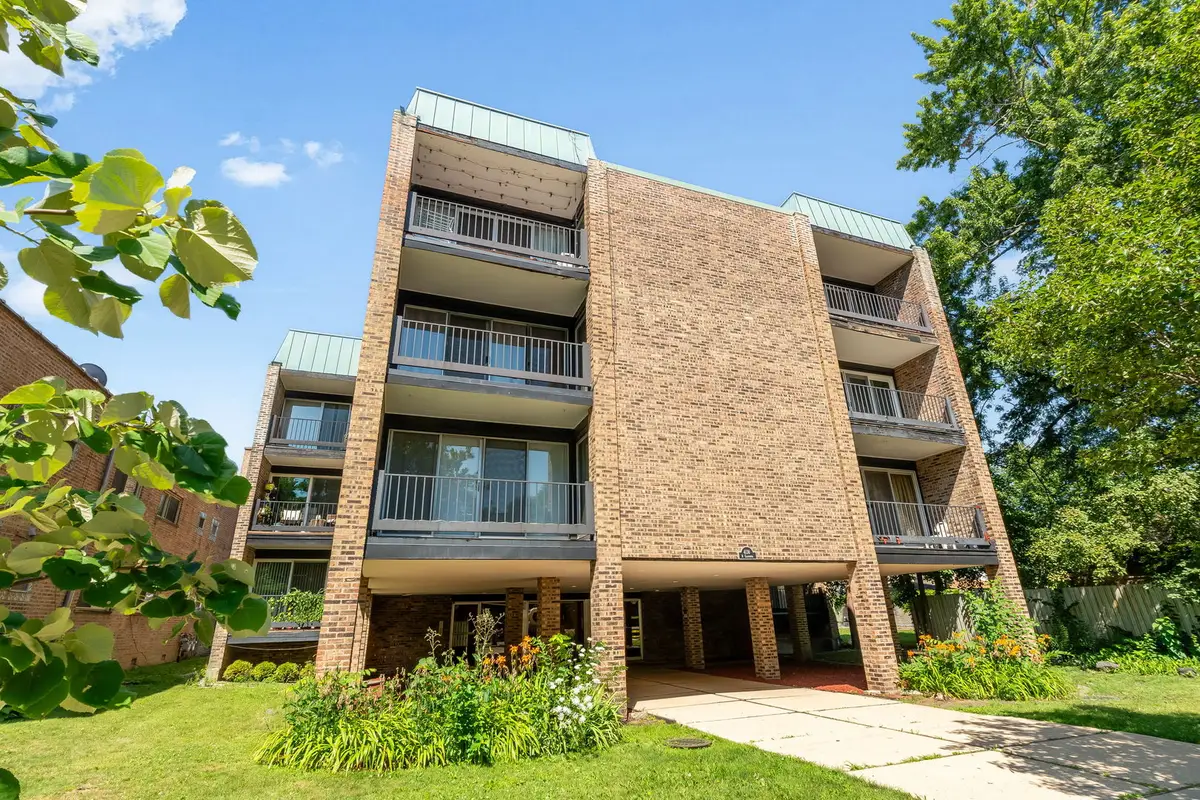 4136 N California Avenue #201, Chicago, IL 60618 - #1
