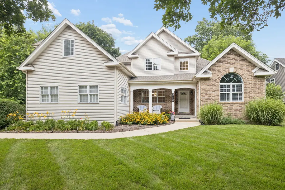 5709 Lenox Road, Lisle, IL 60532 - #1